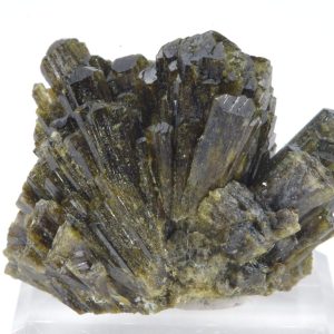 Epidote Pérou 4.3x3.6cm (epip1-2)