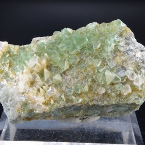 Fluorite Espagne 6x3.5cm (papi3-2)